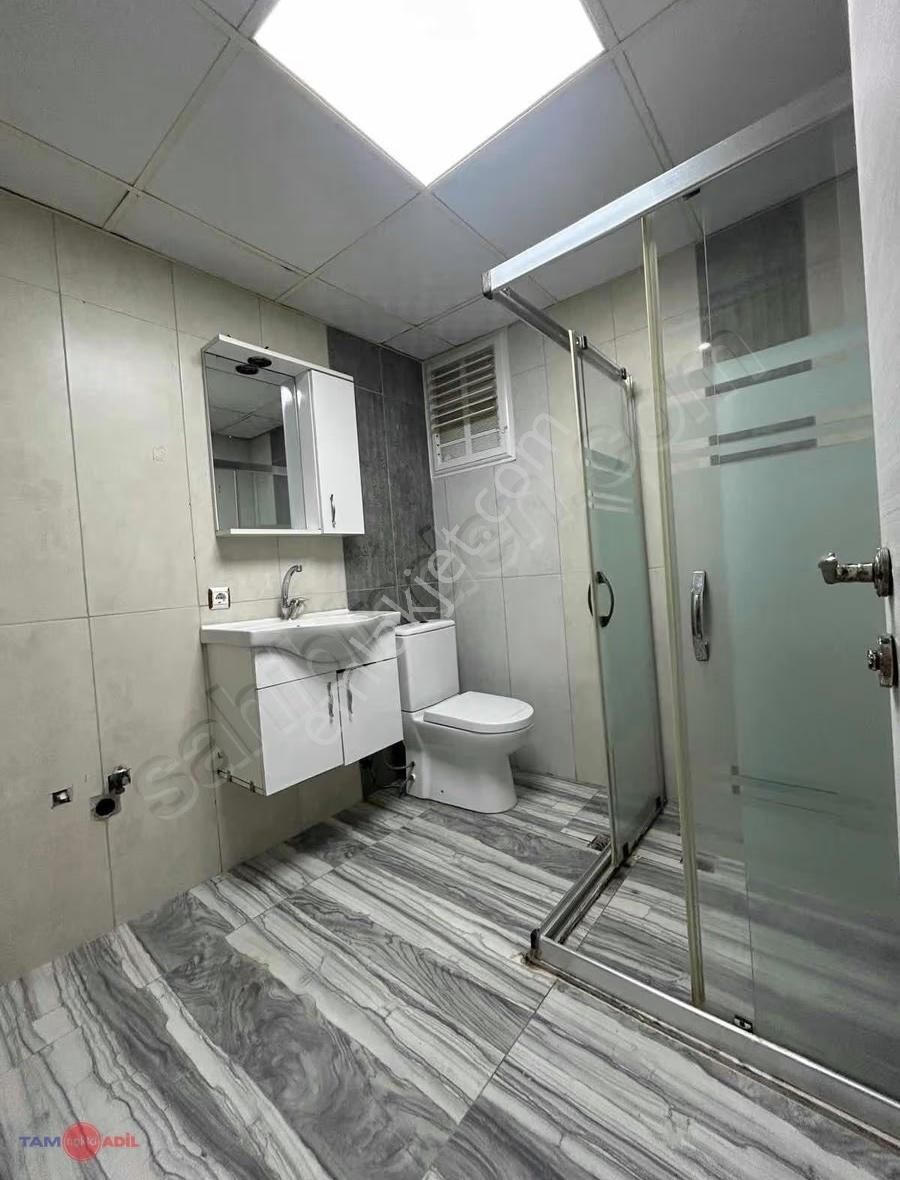 Dikili 54.sokak'ta Giriş Kat 2+1 Ferah Daire - Görsel 2