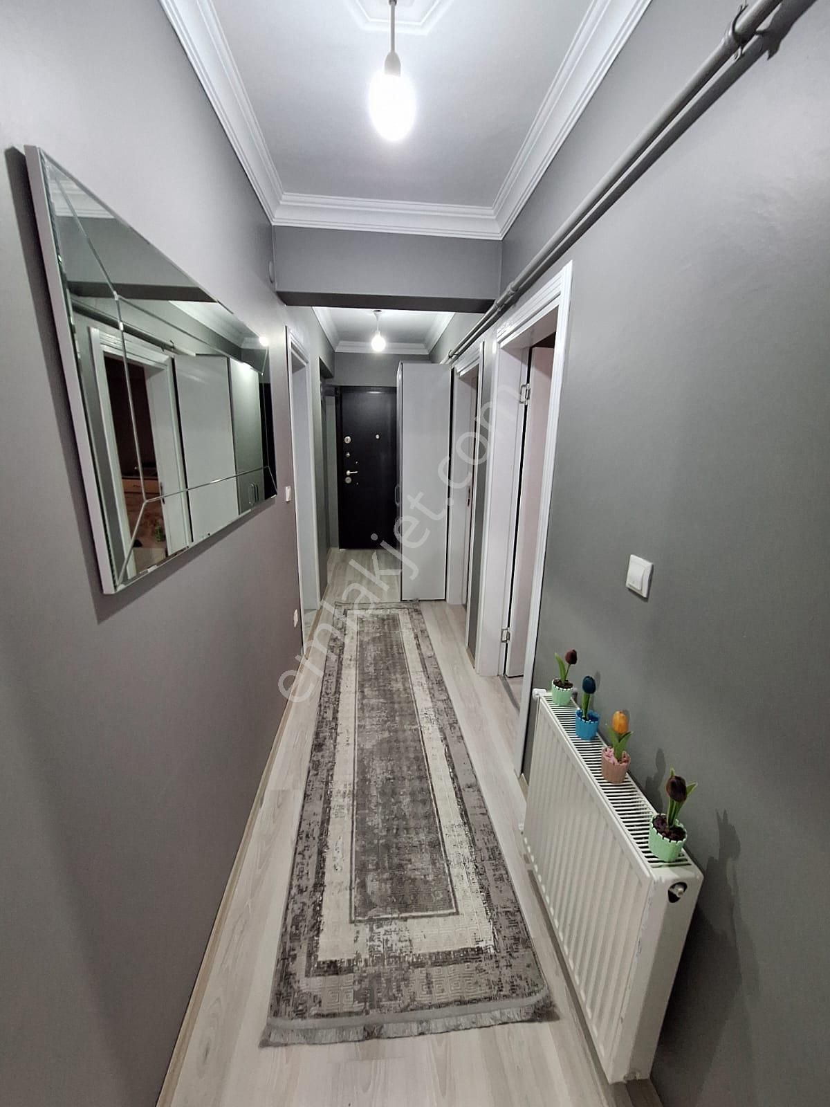 Yalova Esenköyde Satılık 2+1 90m2 Denize 100m Asansör Orta Kat Lüx Deire - Görsel 10