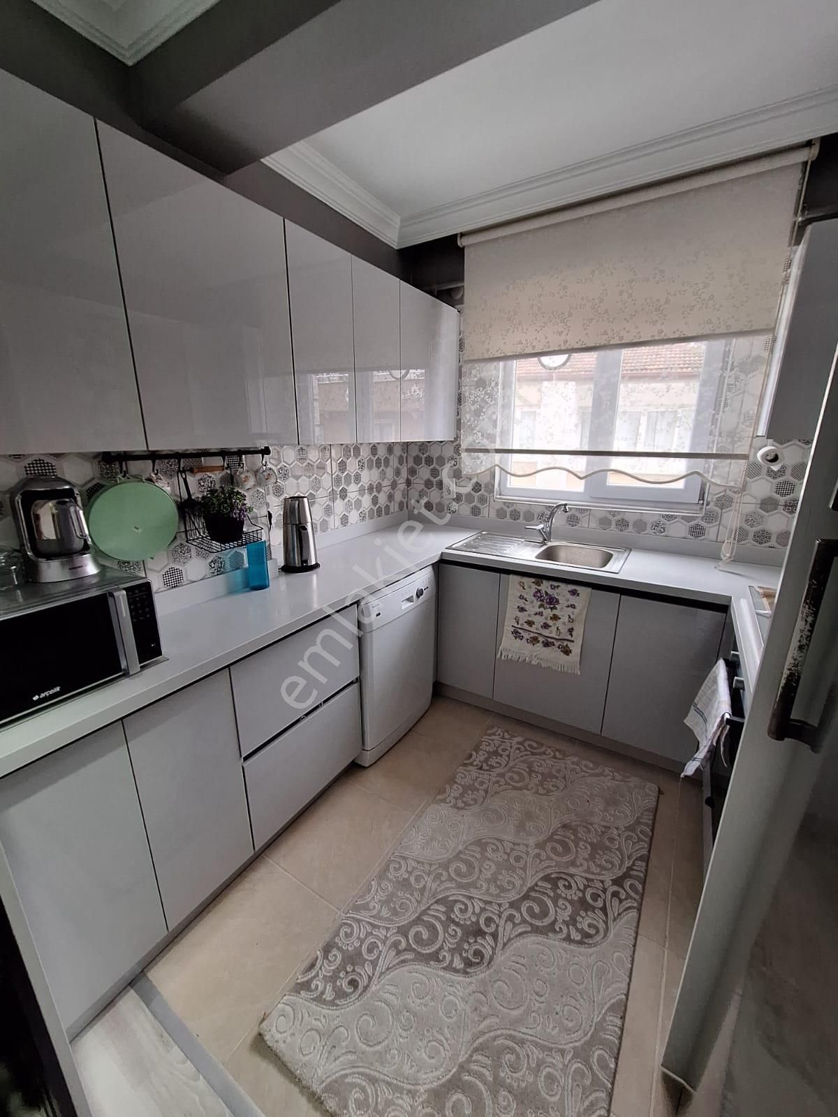 Yalova Esenköyde Satılık 2+1 90m2 Denize 100m Asansör Orta Kat Lüx Deire - Görsel 14