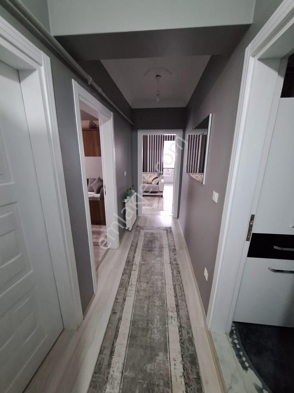 Yalova Esenköyde Satılık 2+1 90m2 Denize 100m Asansör Orta Kat Lüx Deire - Görsel 13