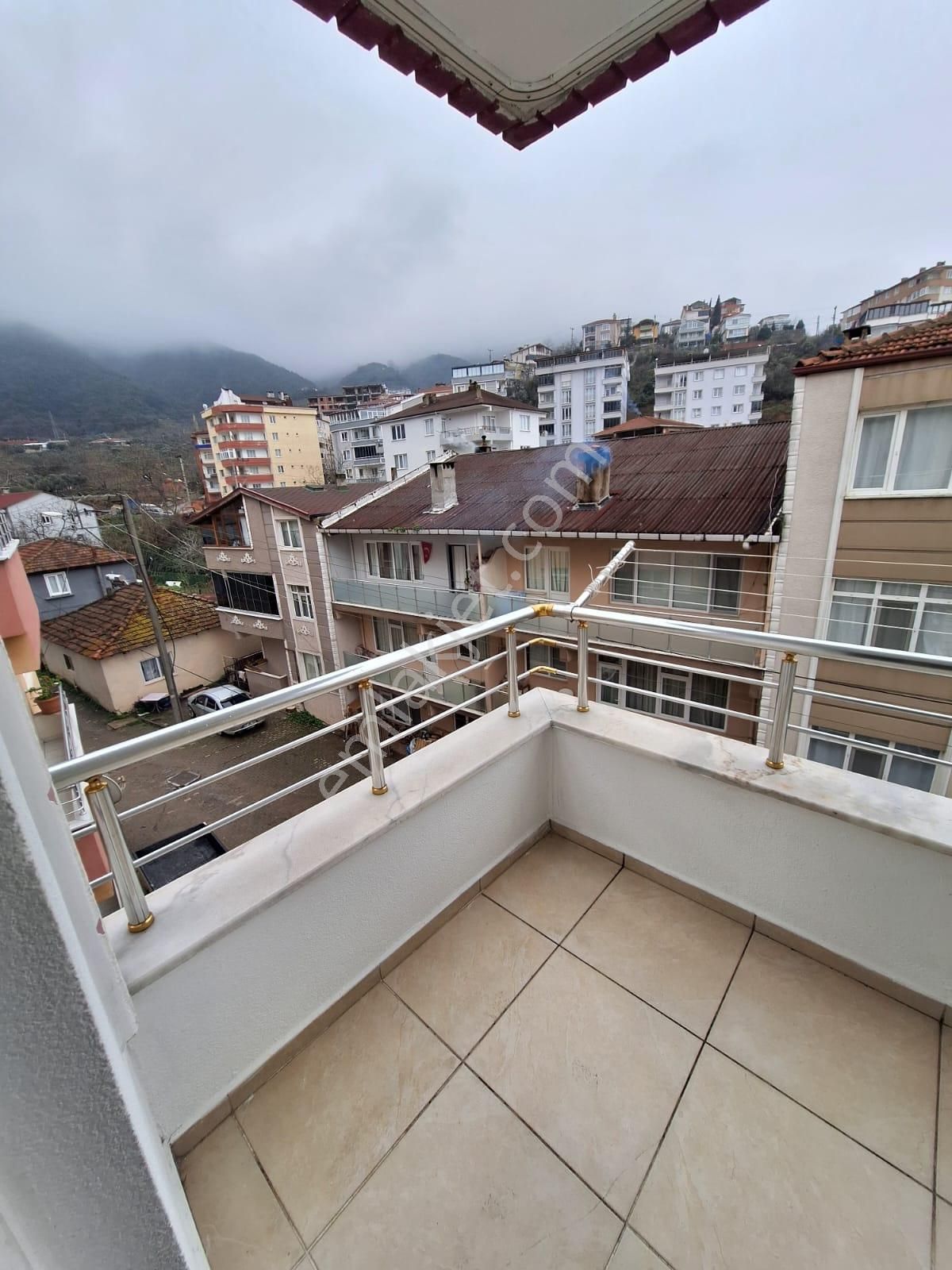 Yalova Esenköyde Satılık 2+1 90m2 Denize 100m Asansör Orta Kat Lüx Deire - Görsel 8