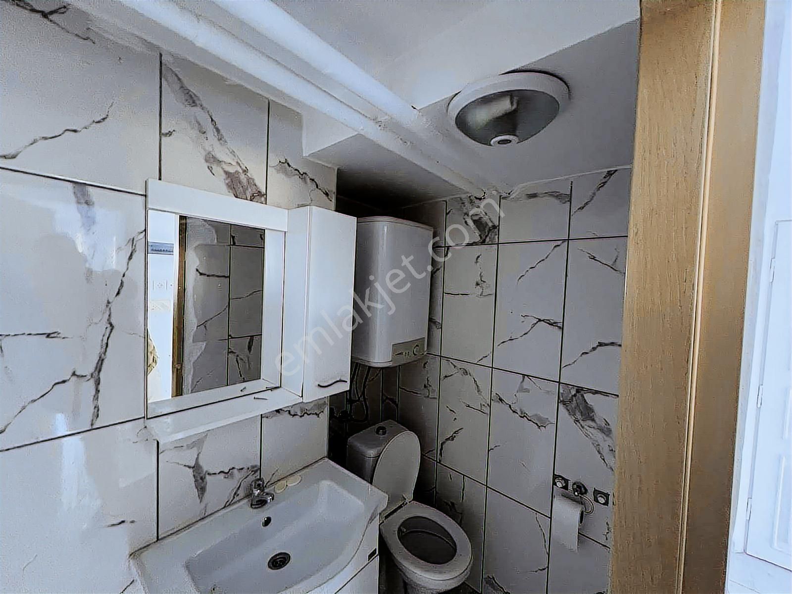 Üsküdar Çengelköy Satılık Dükkan Ofis Ana Cadde Üzeri - Görsel 4