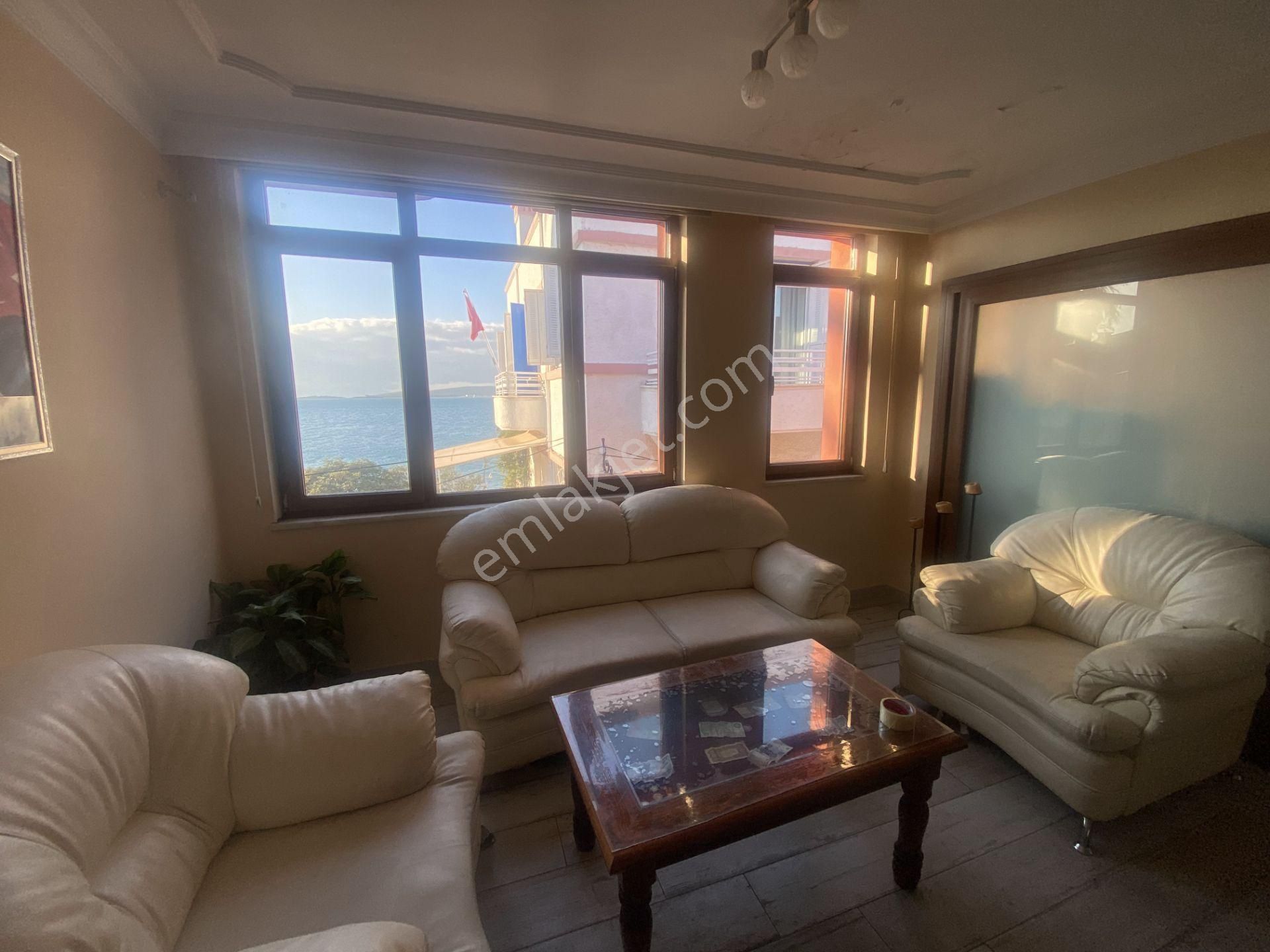Balıkesir Ayvalık Ta Kiralık Ofis.eşyalı.deniz Manzaralı.