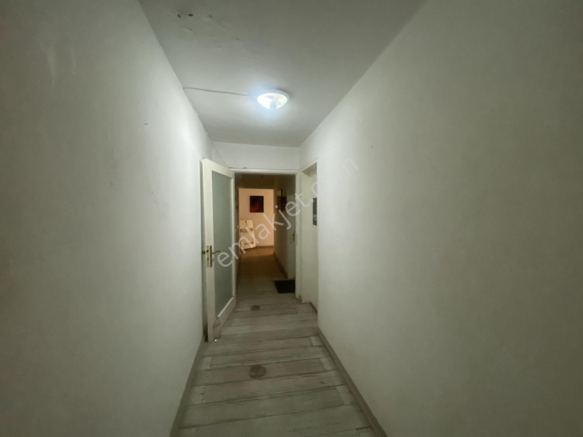 Balıkesir Ayvalık Ta Kiralık Ofis.eşyalı.deniz Manzaralı. - Görsel 11