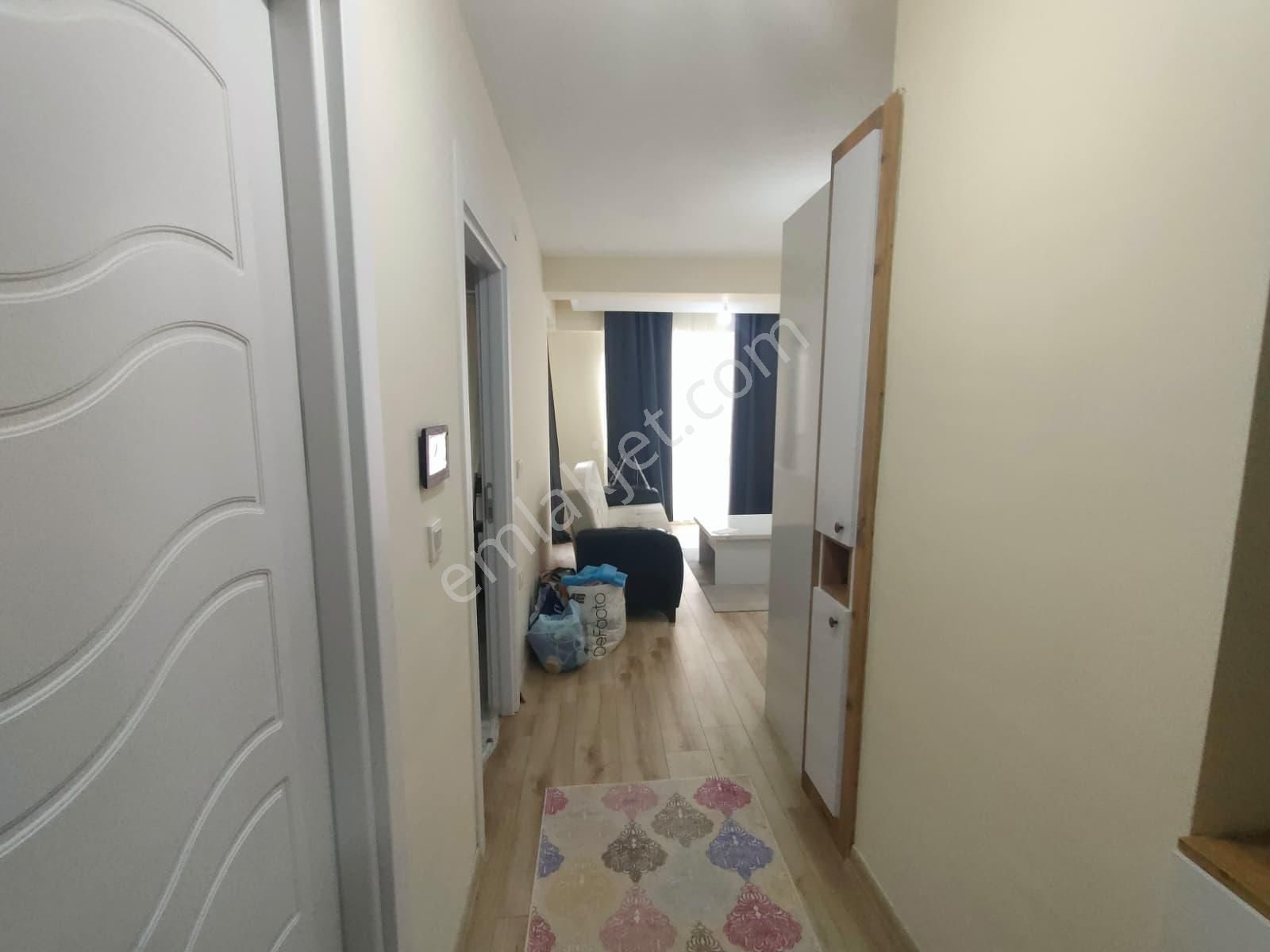 Hatip Mah.de Gümüş Silver Delüxe Sitesinde Kiralık 1+1 - Görsel 8