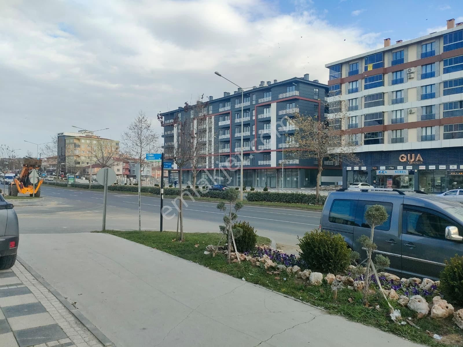 Hatip Mah.de Gümüş Silver Delüxe Sitesinde Kiralık 1+1 - Görsel 2