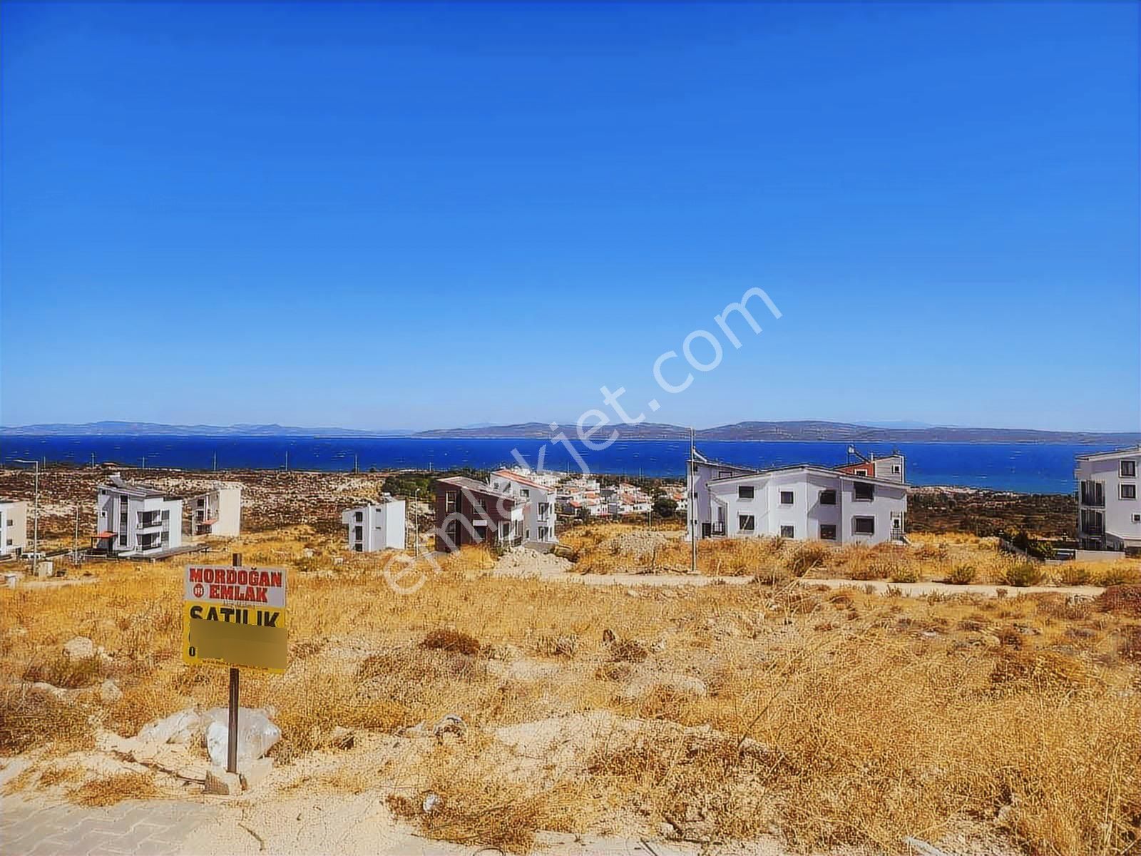 Mordoğan Emlaktan Kamukentte 490 Ada Da Deniz Manz. Arsa