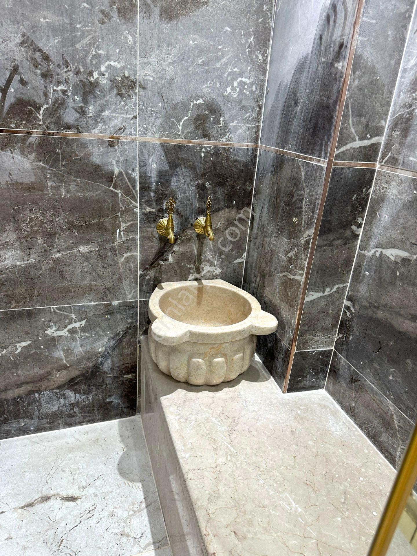 Üstünkent'ten Fuat Morel'de Satılık 5+1 Tripleks İkiz Villa - Görsel 22