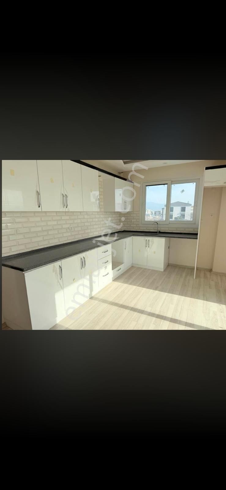 Ocaklı Mahallesi 3+1 Doğalgazlı 4. Kat Ara Kat Asansörlü Sıfır Ayarında Daire