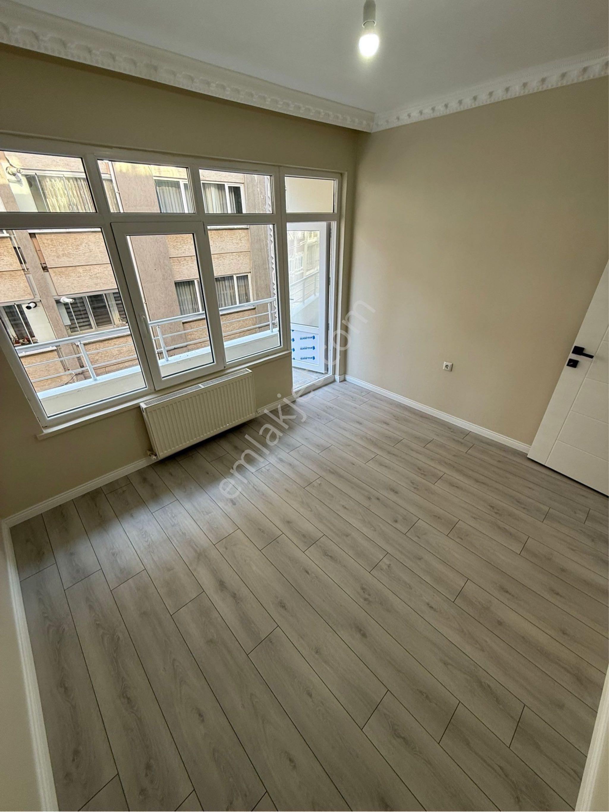 Kadıkoy Mahallesinde İci Full Yapılı Satılık Daire - Görsel 11