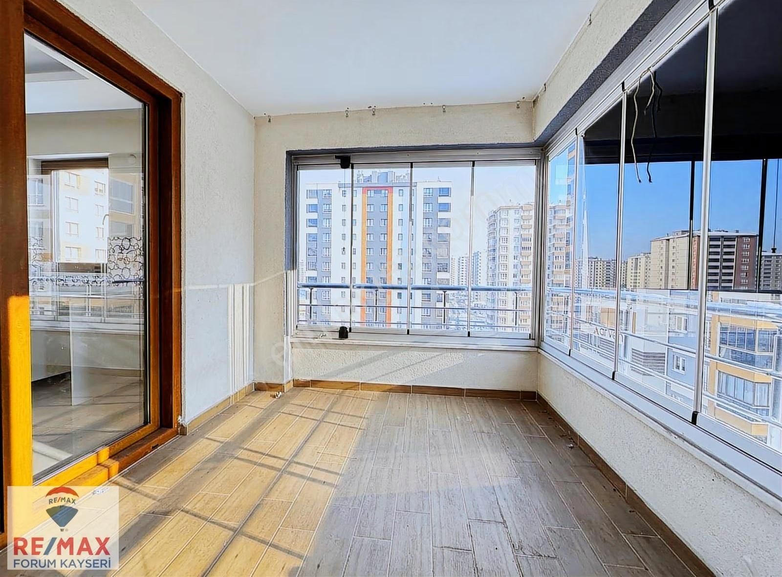 Talas Umut Caddesi Üzerinde Kiralık Lüks 4+1 Daire - Görsel 5