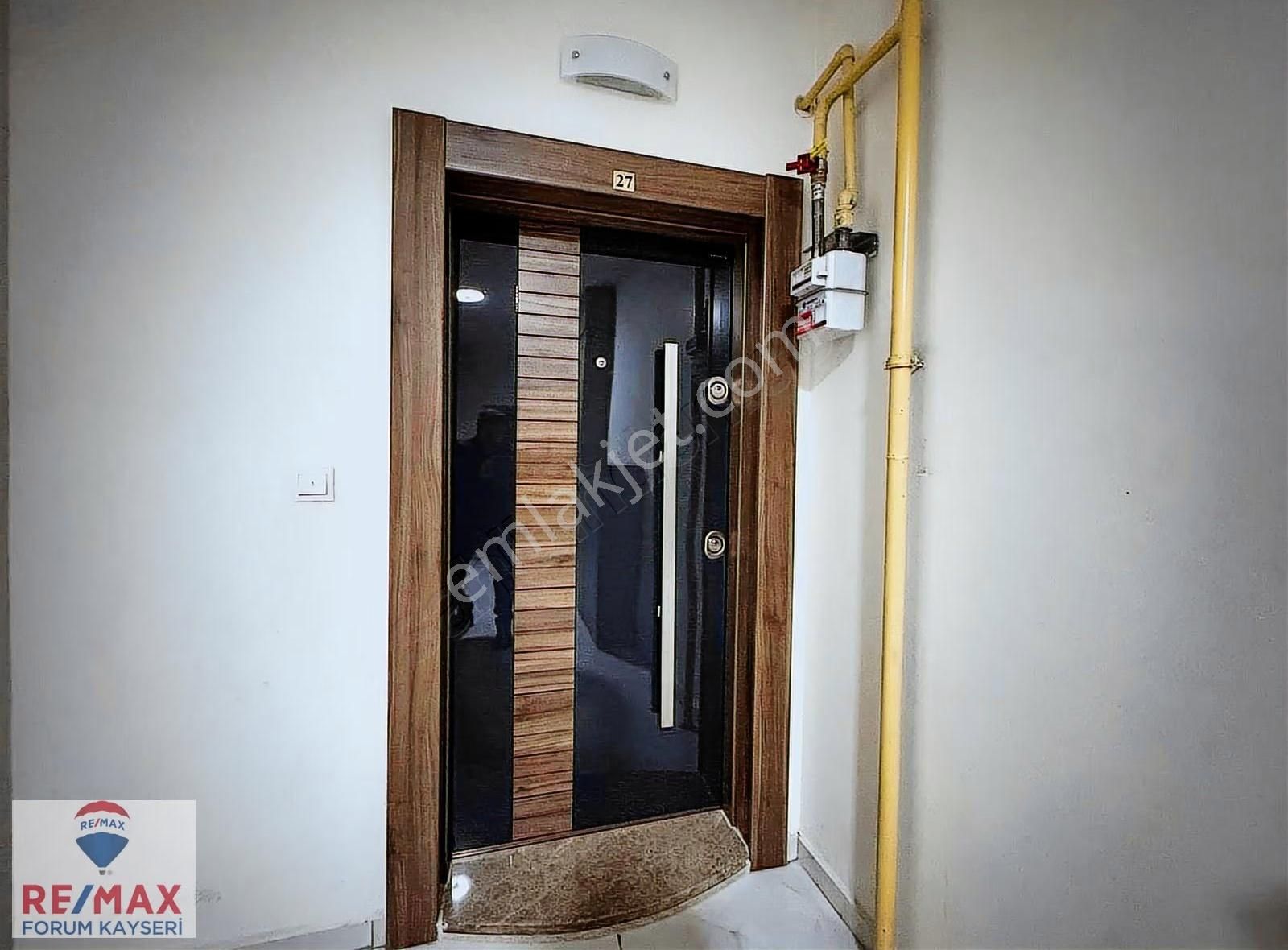 Talas Umut Caddesi Üzerinde Kiralık Lüks 4+1 Daire - Görsel 25