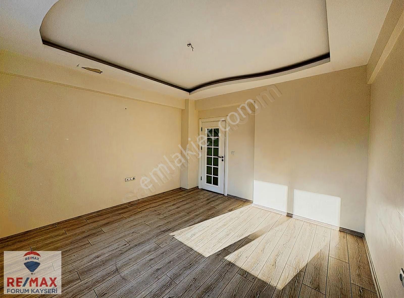 Talas Umut Caddesi Üzerinde Kiralık Lüks 4+1 Daire - Görsel 18