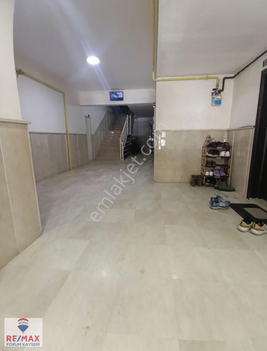 İldemde Merkezi Konumda Tramvaya Yakın Satılık 3+1 Daire - Görsel 14