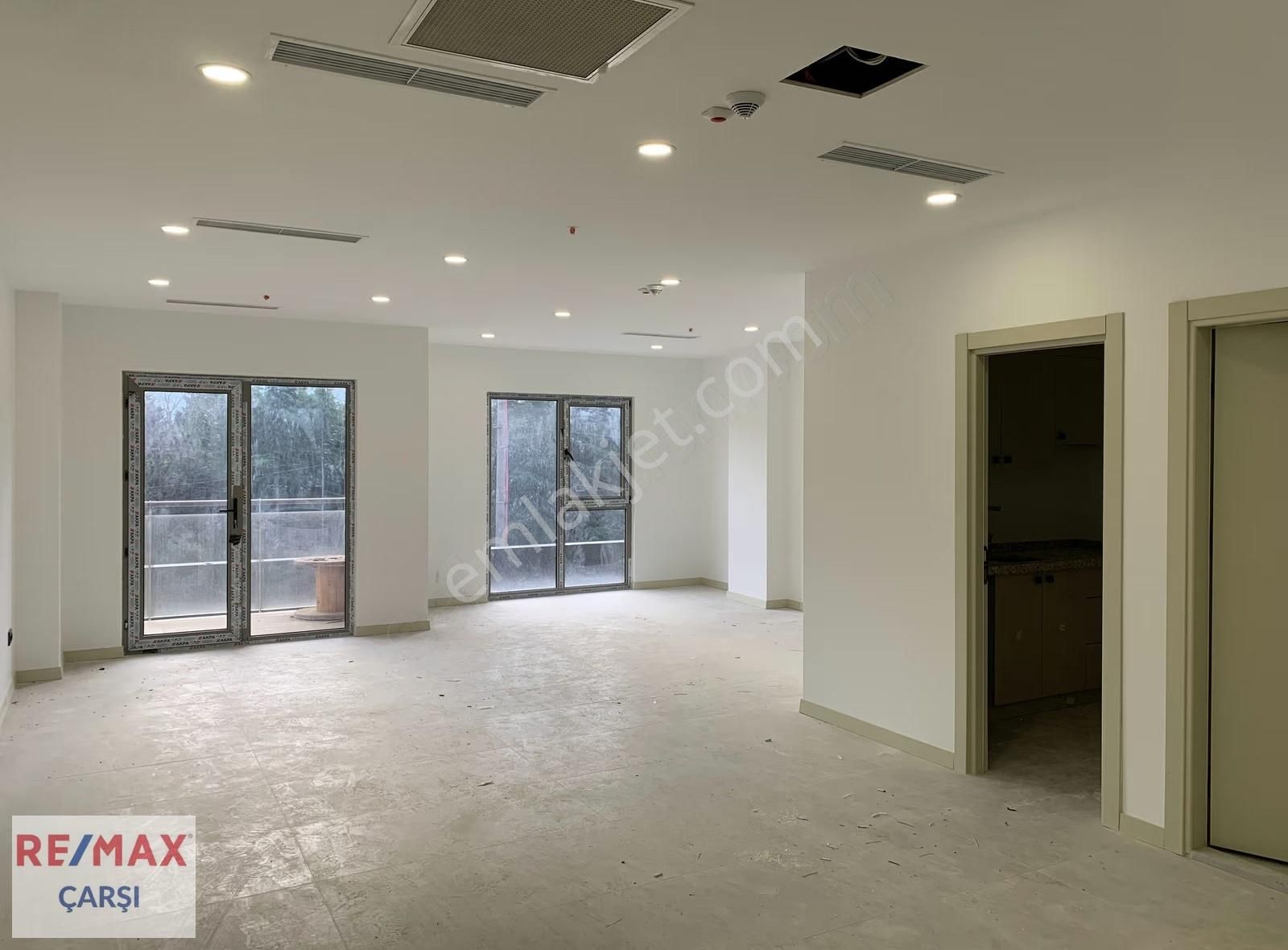 Prestijli Proje Mars Avm'de Yanyana 1+1 Satılık 136 M2 Ofis - Görsel 14