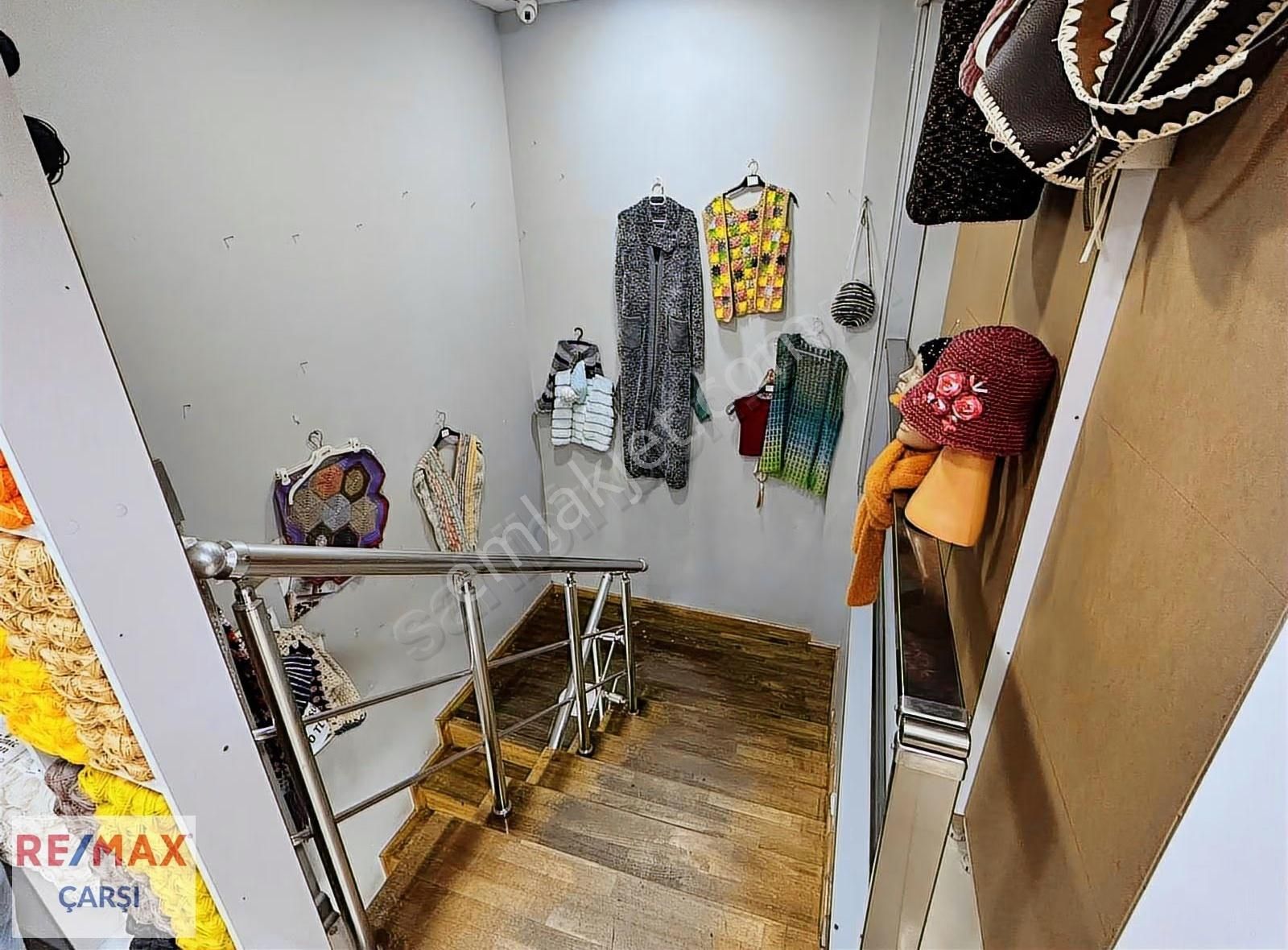Kocaeli İzmit İn En İşlek Caddesinde 550 M2 Satılık Dükkan - Görsel 13