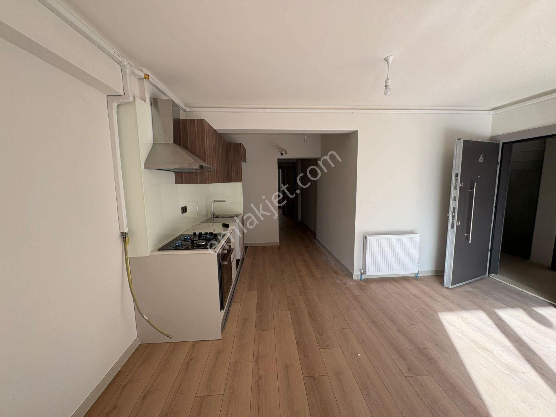 Beşiktaş Türkali Mahallesi Uzuncaova Cadde Üzeri Kiralık Daire - Görsel 13