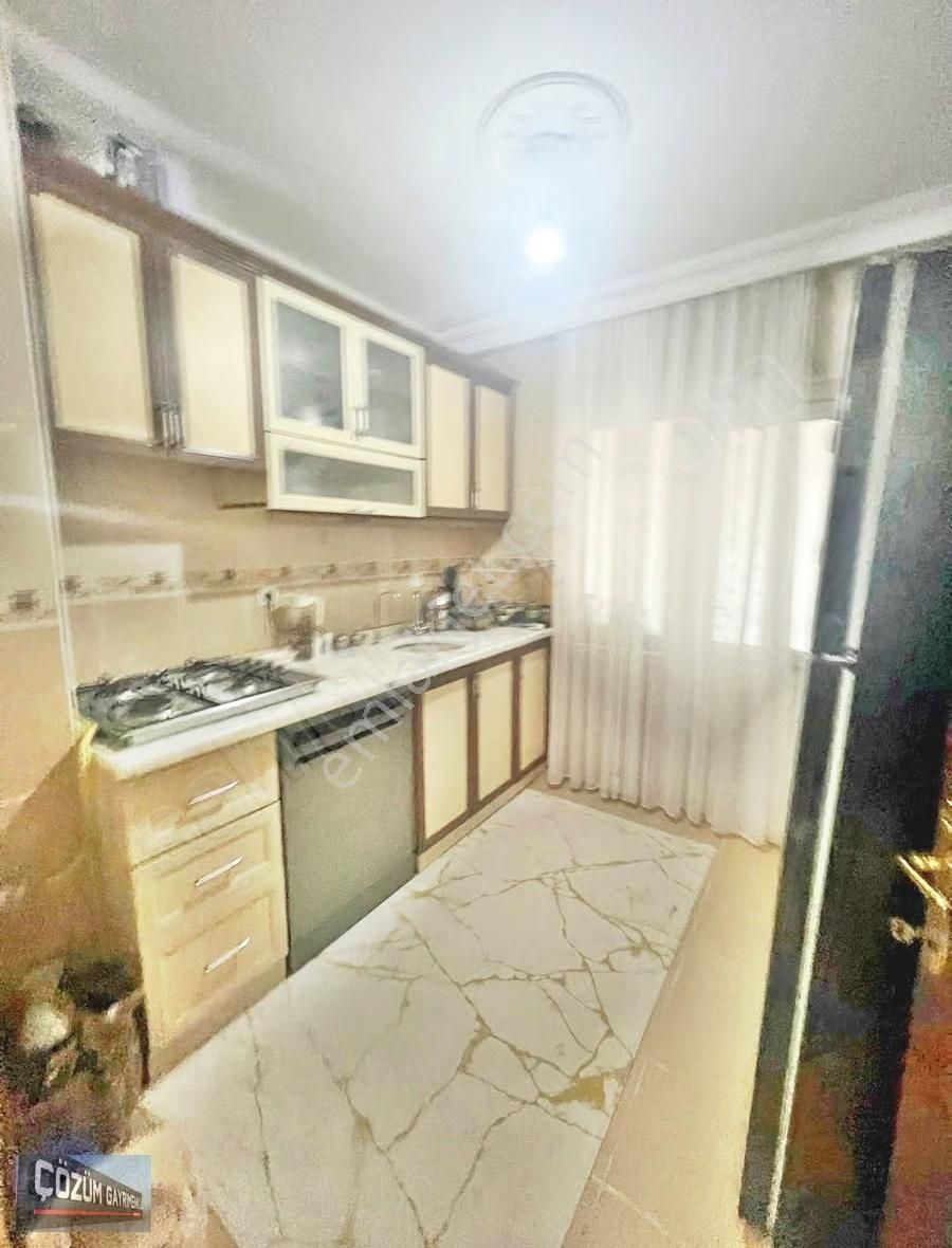 Ana Bulvar Yanı Kök Tapu 2+1 Y.giriş İskanlı Çift Balkon Kilerli - Görsel 3