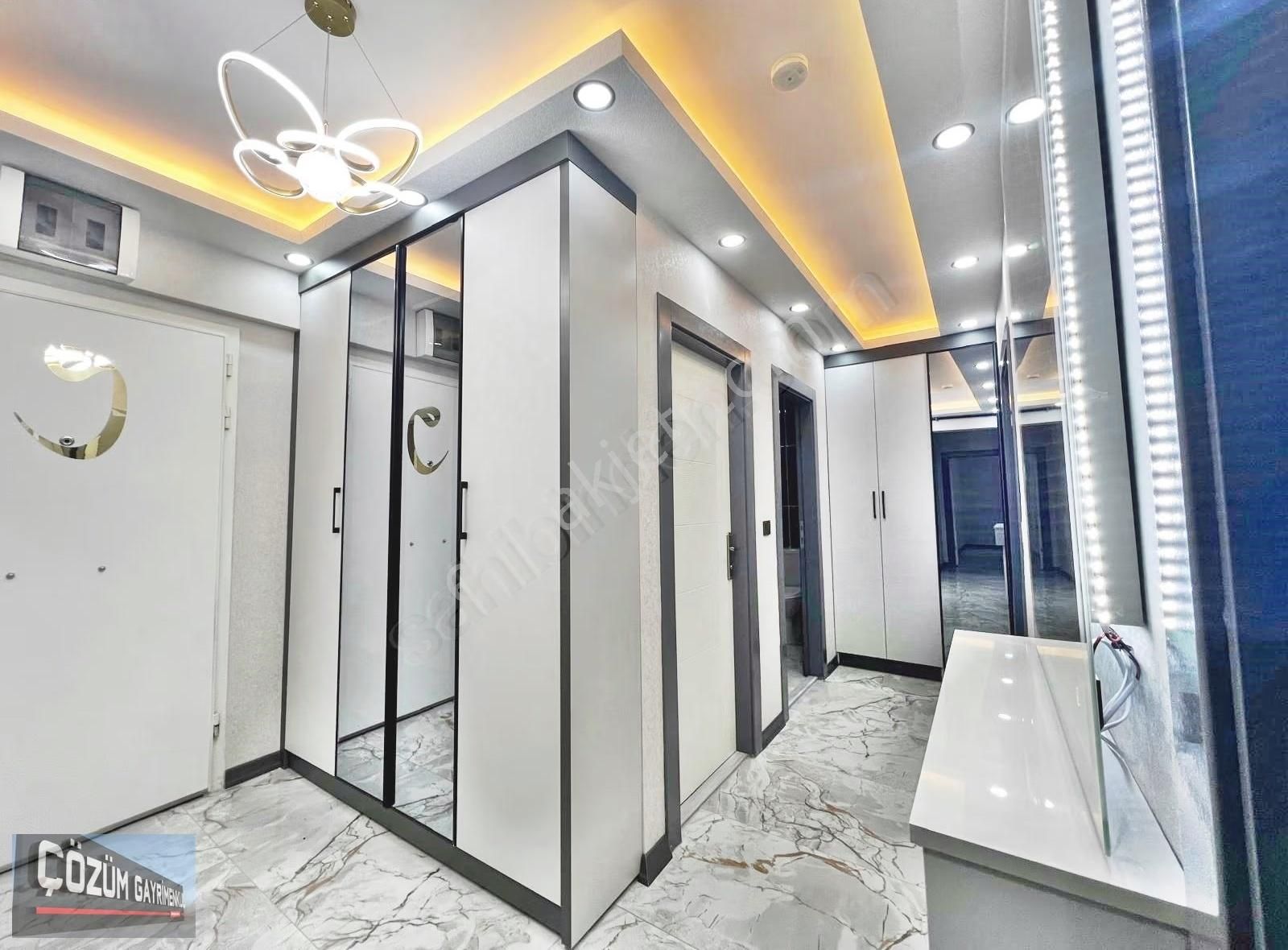 Çözüm Keçiören Karakaya'da 3+1 Ful Yapılı İskanlı Köşe Başı Dair - Görsel 11