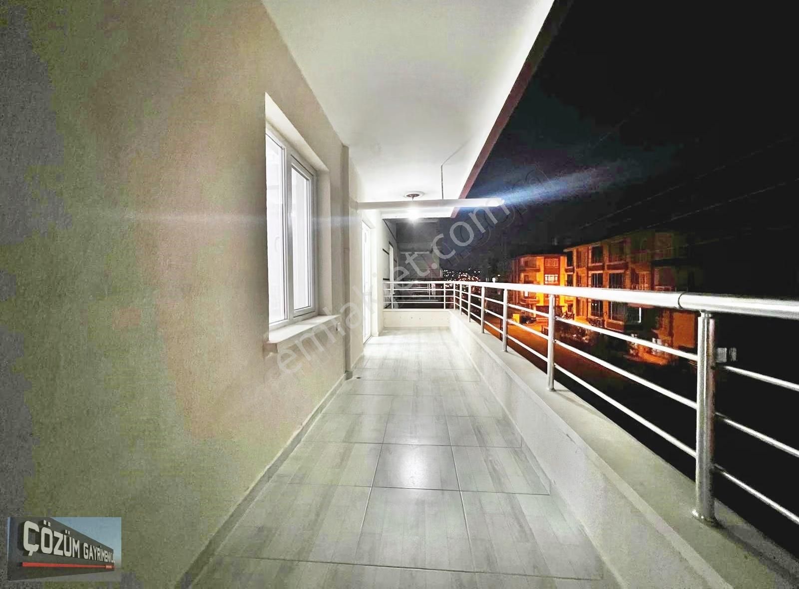 Çözüm Keçiören Karakaya'da 3+1 Ful Yapılı İskanlı Köşe Başı Dair - Görsel 14