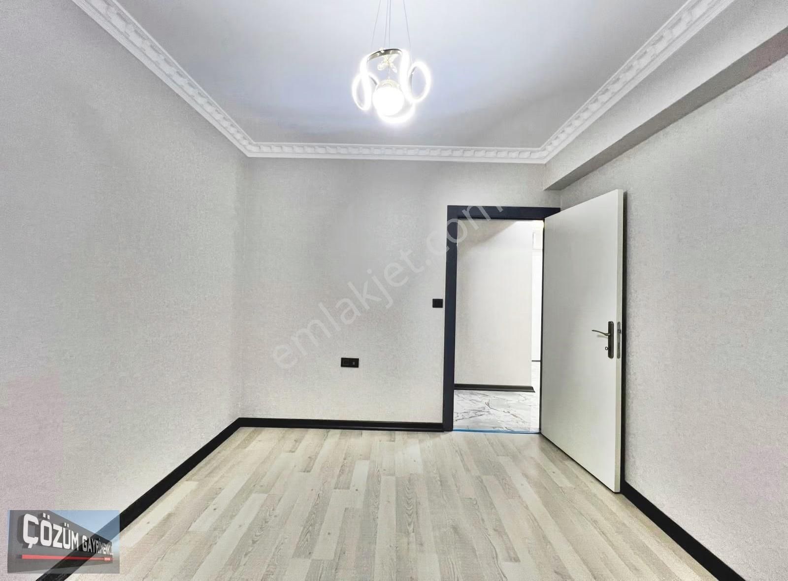 Çözüm Keçiören Karakaya'da 3+1 Ful Yapılı İskanlı Köşe Başı Dair - Görsel 21