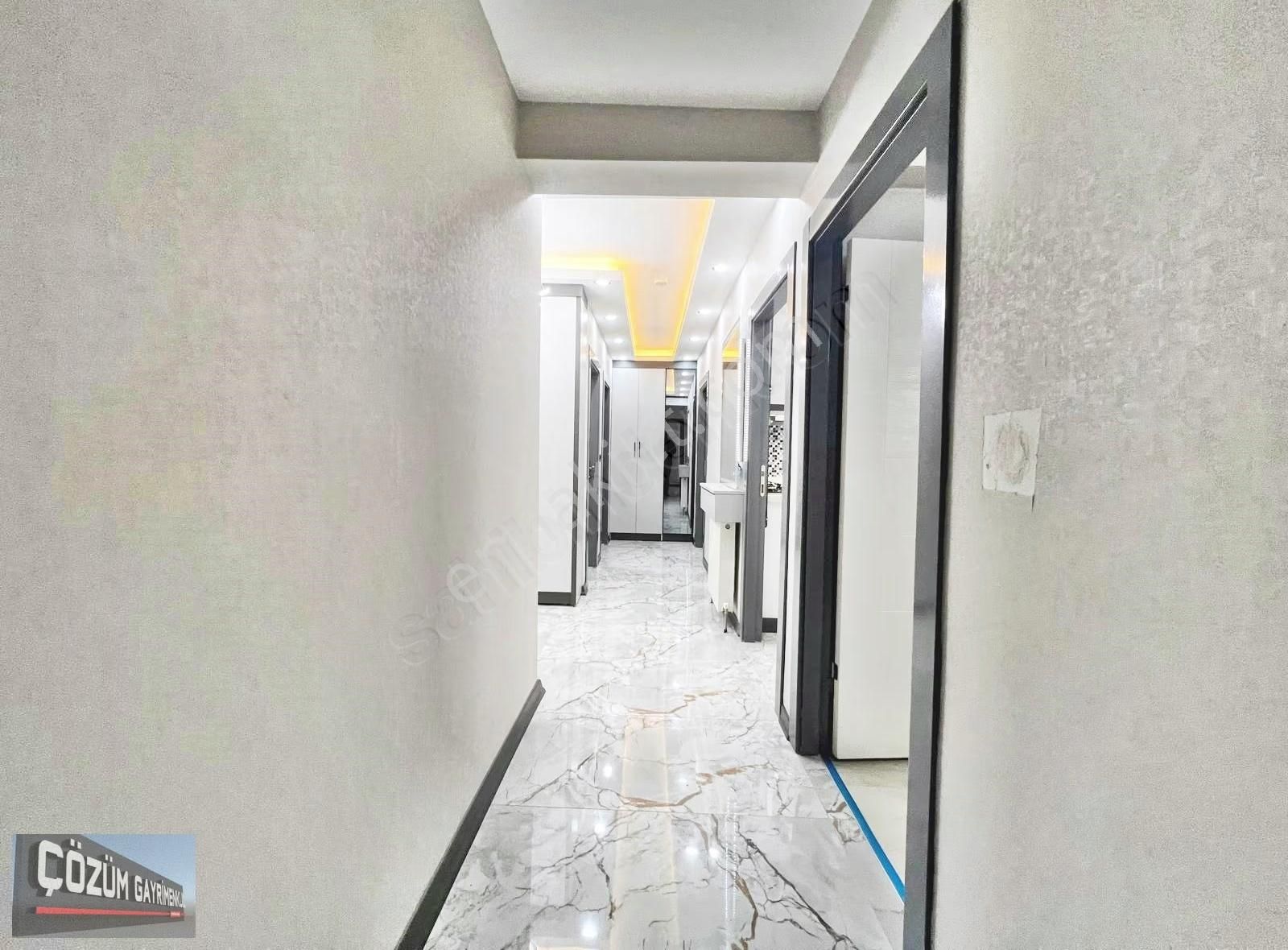 Çözüm Keçiören Karakaya'da 3+1 Ful Yapılı İskanlı Köşe Başı Dair - Görsel 7