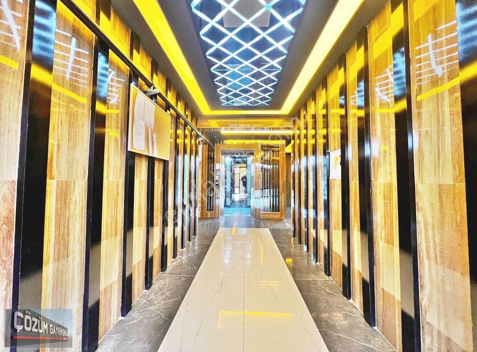 Fırsatlar Devam Ediyor Yeni Bina 3+1 Full Yapılı Ön Cephe Daire.