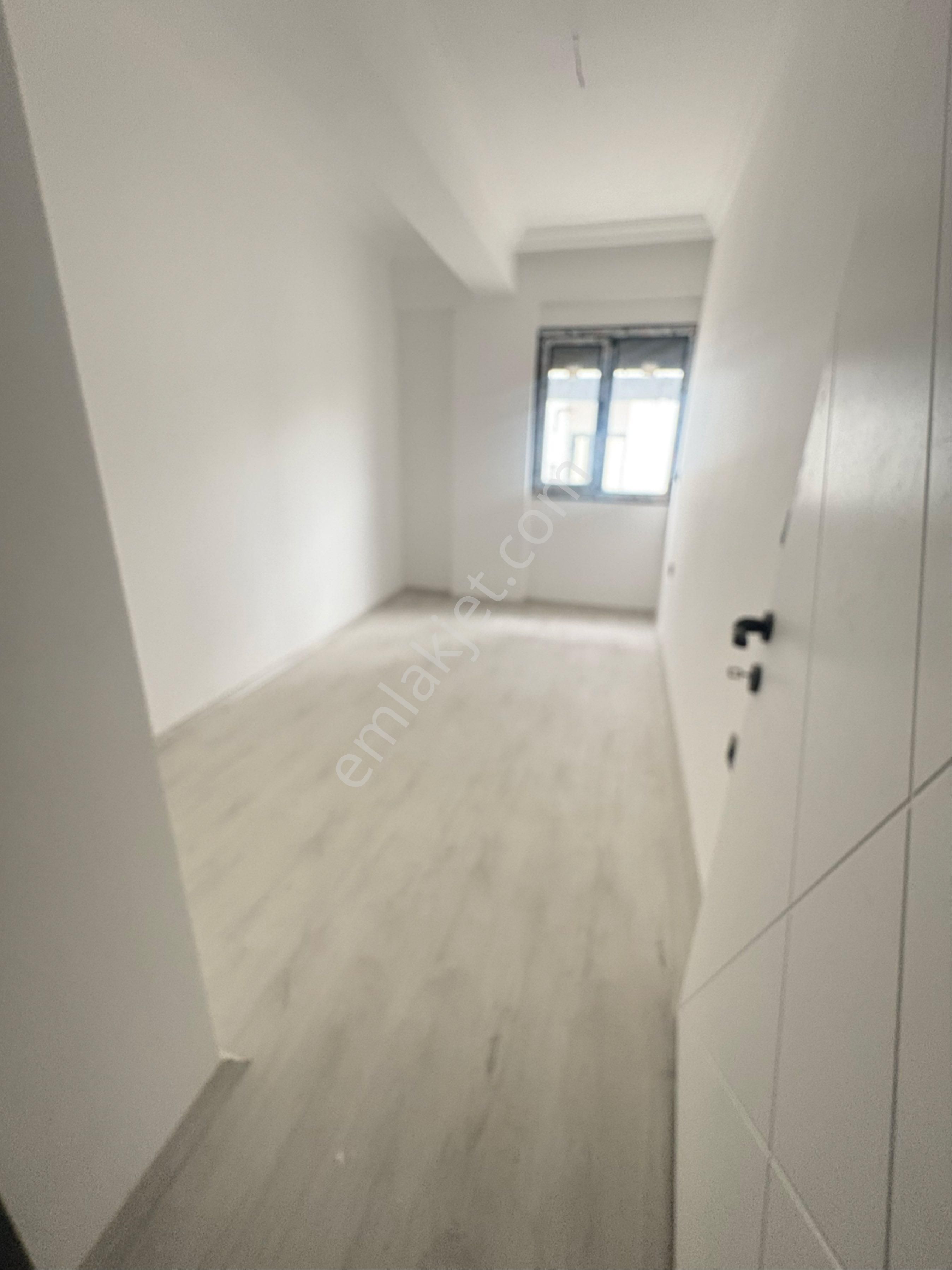 Havuz Cepheli Site İçerisinde Asansörlü Sıfır 3+1 Satılık Daire - Görsel 8