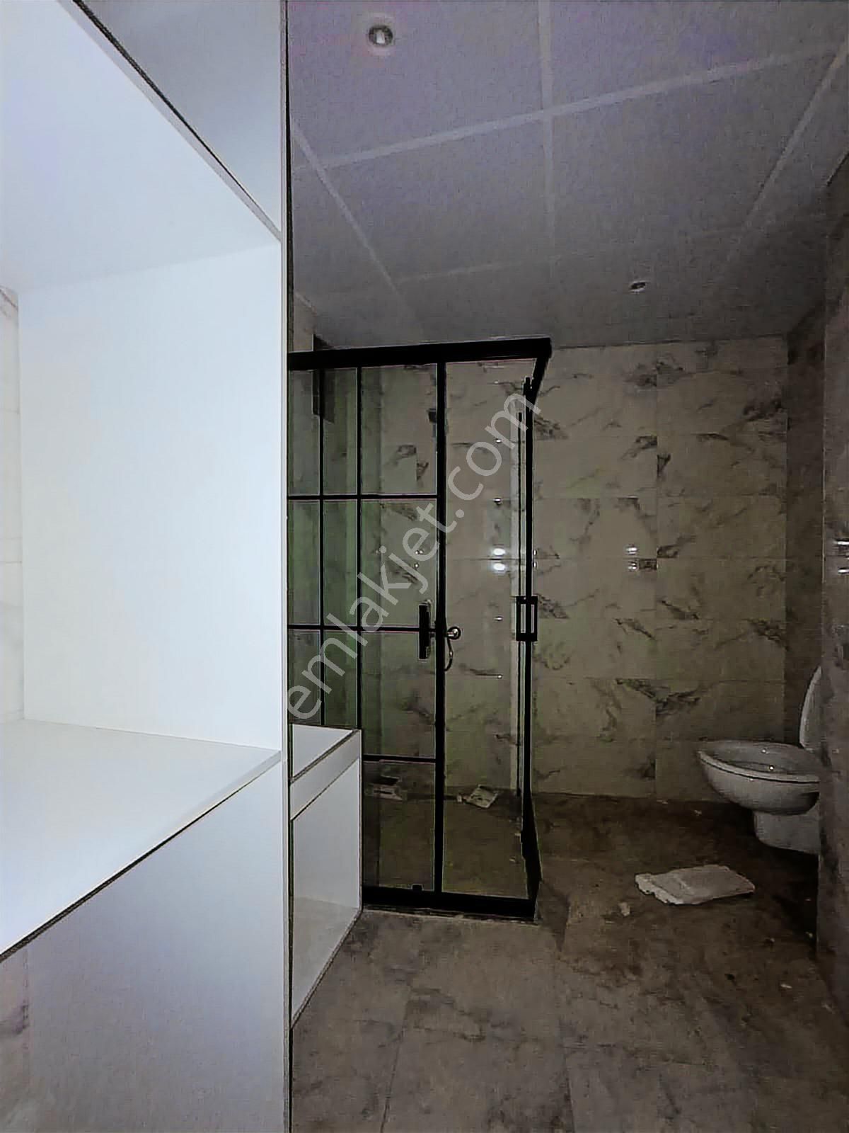 Topraklıkta Satılık 2+1 70m2 Ara Kat Asansörlü Sıfır Daire - Görsel 16