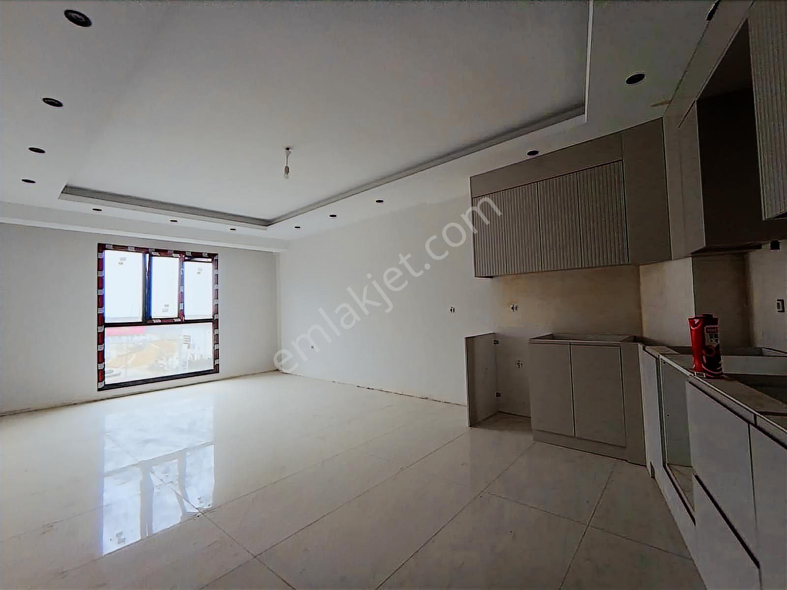 Topraklıkta Satılık 2+1 70m2 Ara Kat Asansörlü Sıfır Daire - Görsel 2