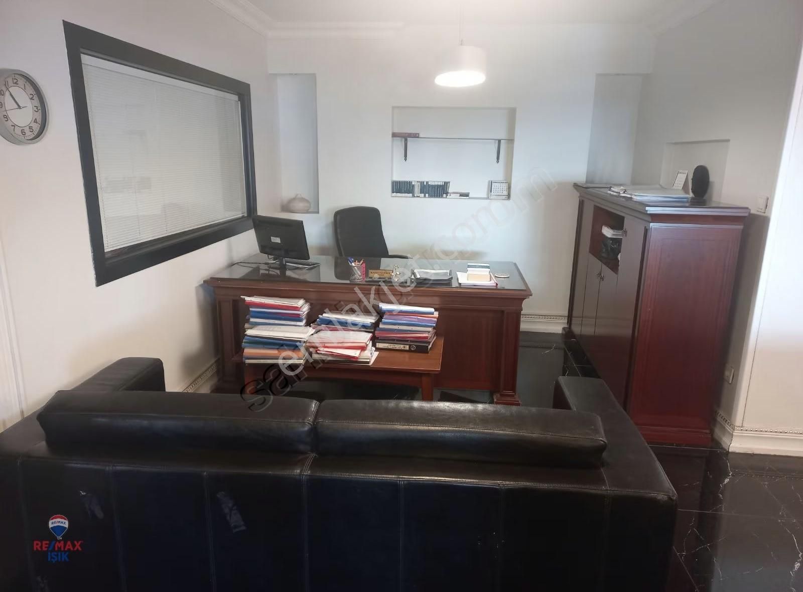 Kordonboyu Mah.deniz Manzaralı 3+1 Geniş Büro Ofis - Görsel 32