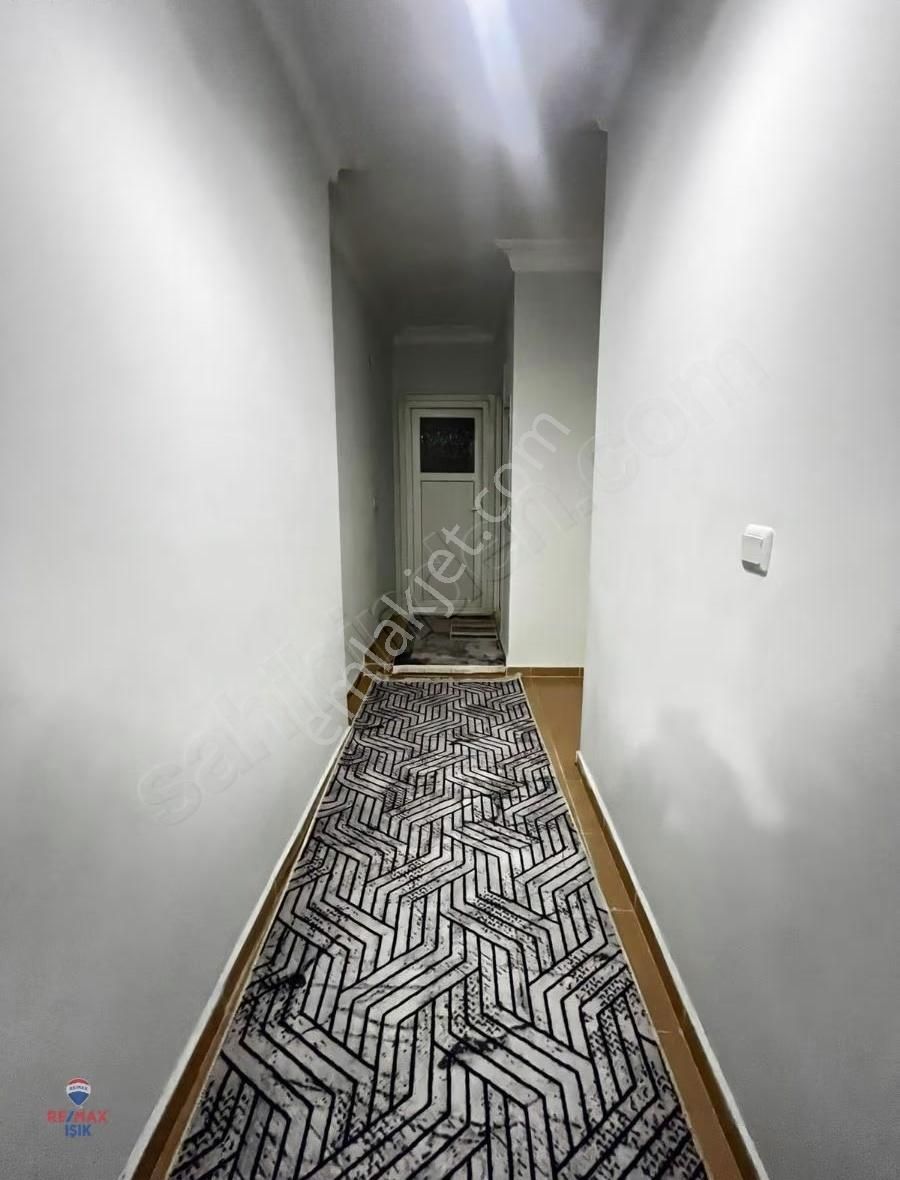 Safa Mahallesi'nde Çok Geniş 2+1 Daireniz Hazır - Görsel 24