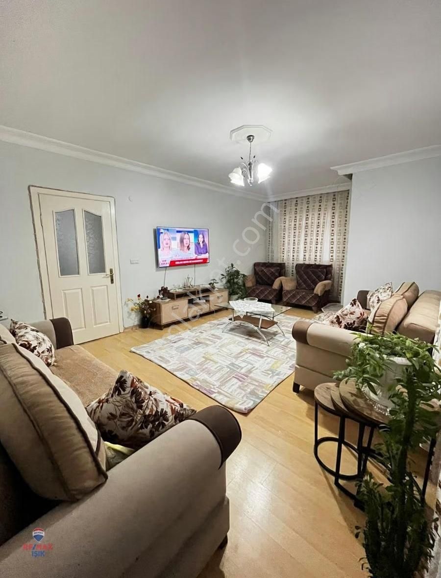 Safa Mahallesi'nde Çok Geniş 2+1 Daireniz Hazır - Görsel 23