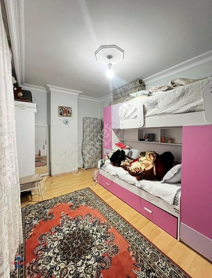 Safa Mahallesi'nde Çok Geniş 2+1 Daireniz Hazır - Görsel 4