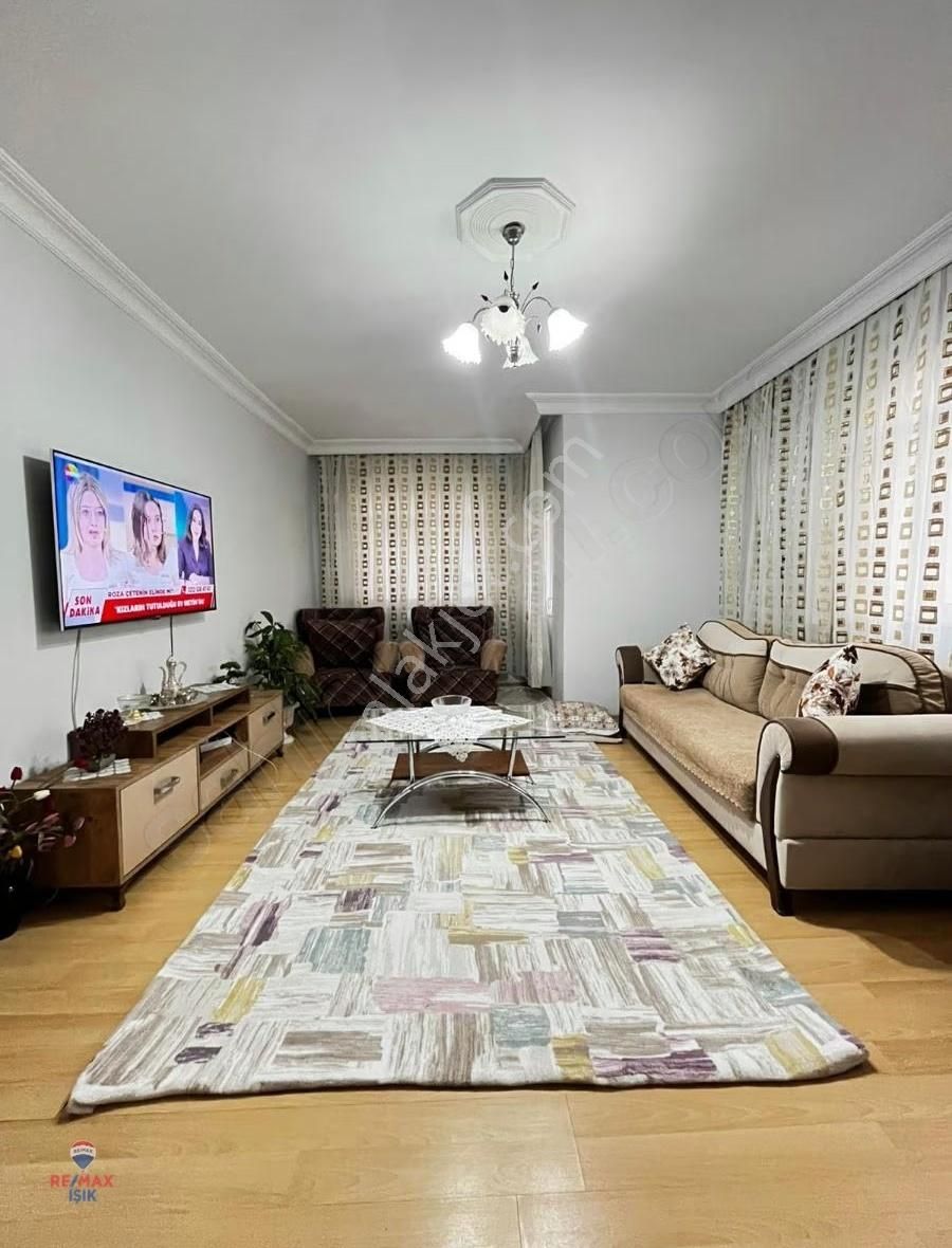 Safa Mahallesi'nde Çok Geniş 2+1 Daireniz Hazır - Görsel 22