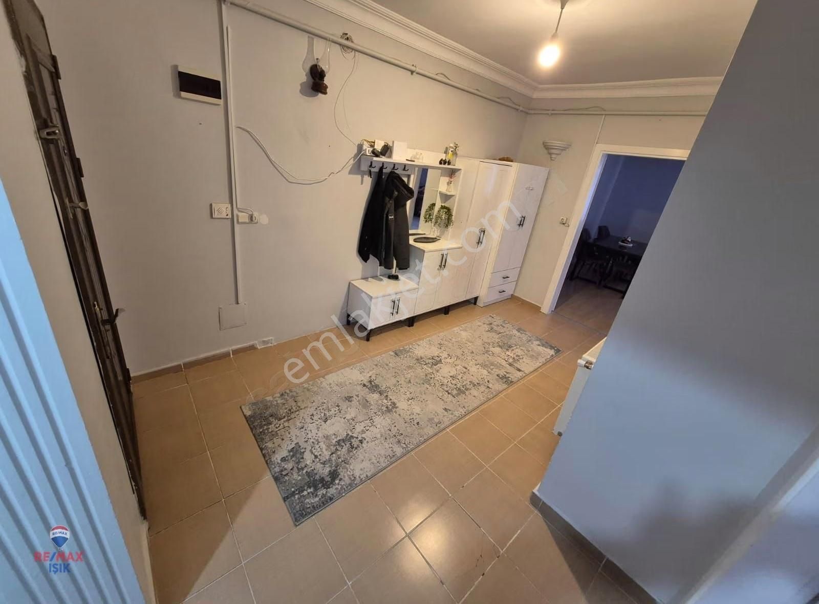 Safa Mahallesi'nde Çok Geniş 2+1 Sizi Bekliyor - Görsel 11