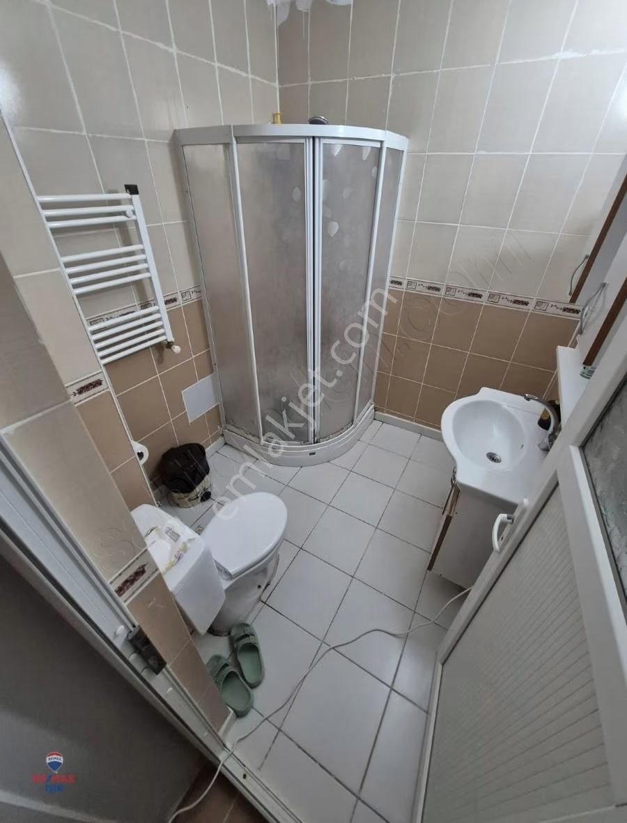 Safa Mahallesi'nde Çok Geniş 2+1 Sizi Bekliyor - Görsel 15