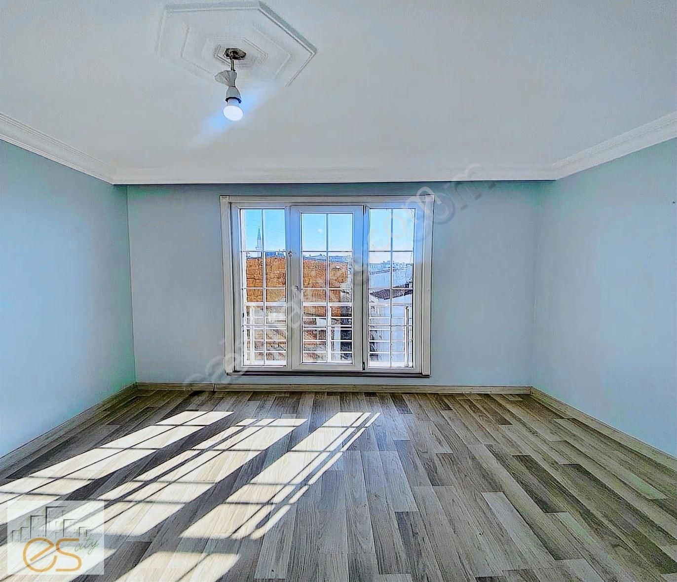 Esenyurt Çınar Mahallesinde 2+1 Balkonlu Ara Kat Daire - Görsel 10