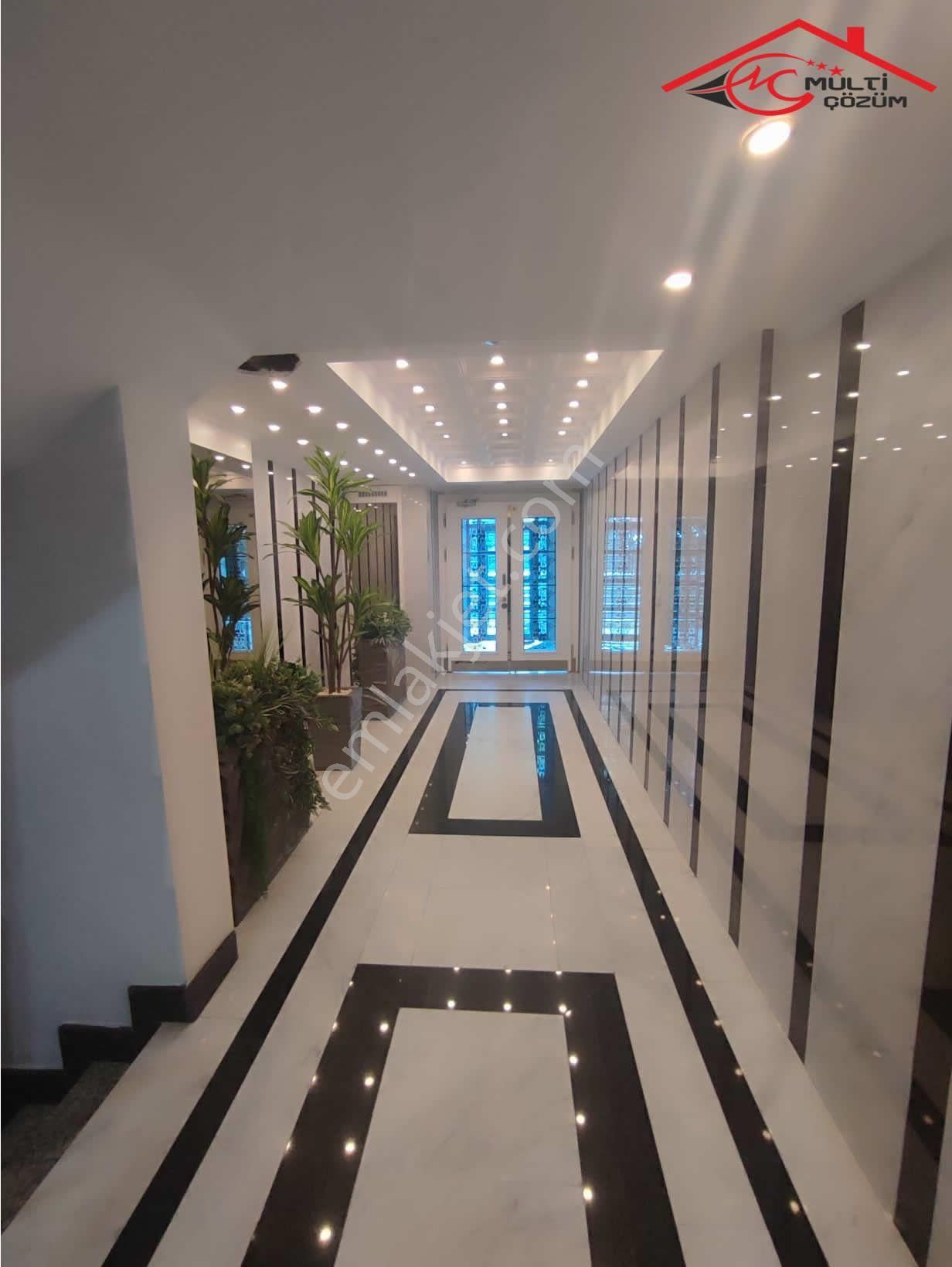 Bahçelievlerde Satılık 3+1 Daire İskanlı Otoparklı Çift Banyolu Çift Asansörlü Yangın Merdivenli - Görsel 3