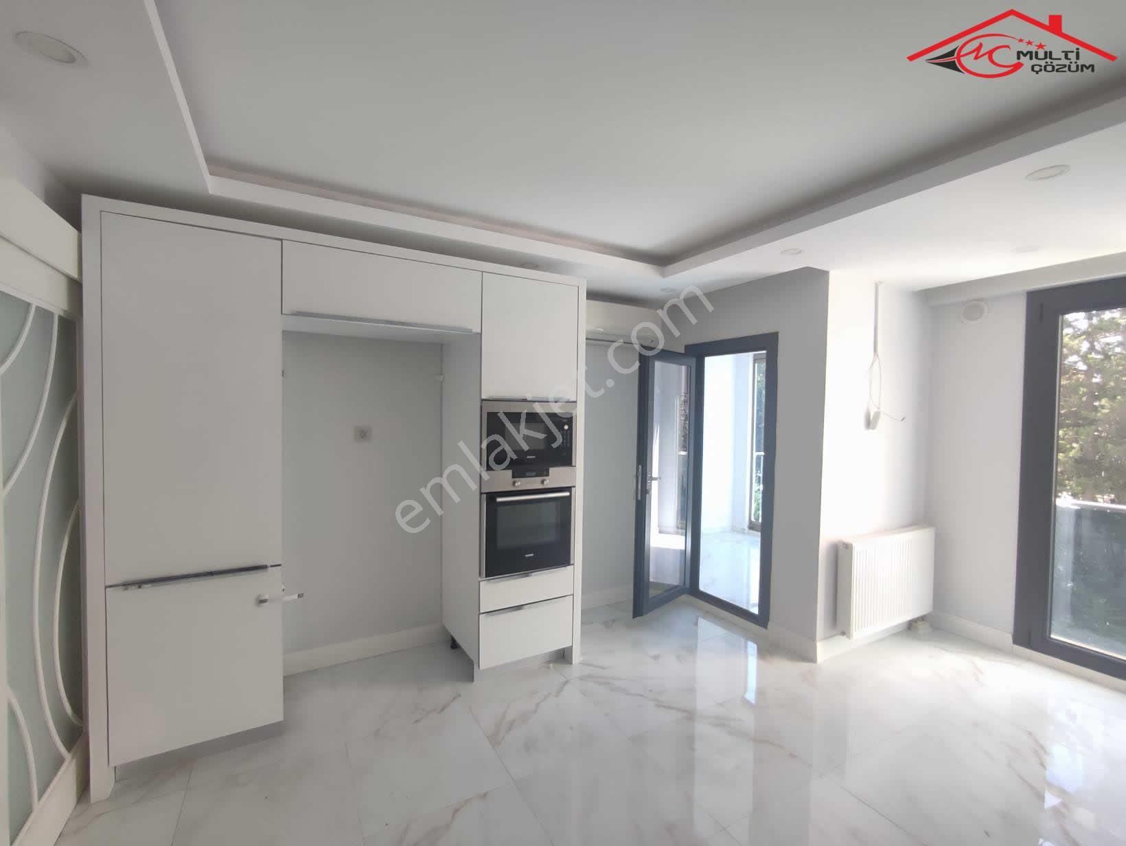 Bahçelievlerde Satılık 3+1 Daire İskanlı Otoparklı Çift Banyolu Çift Asansörlü Yangın Merdivenli - Görsel 15