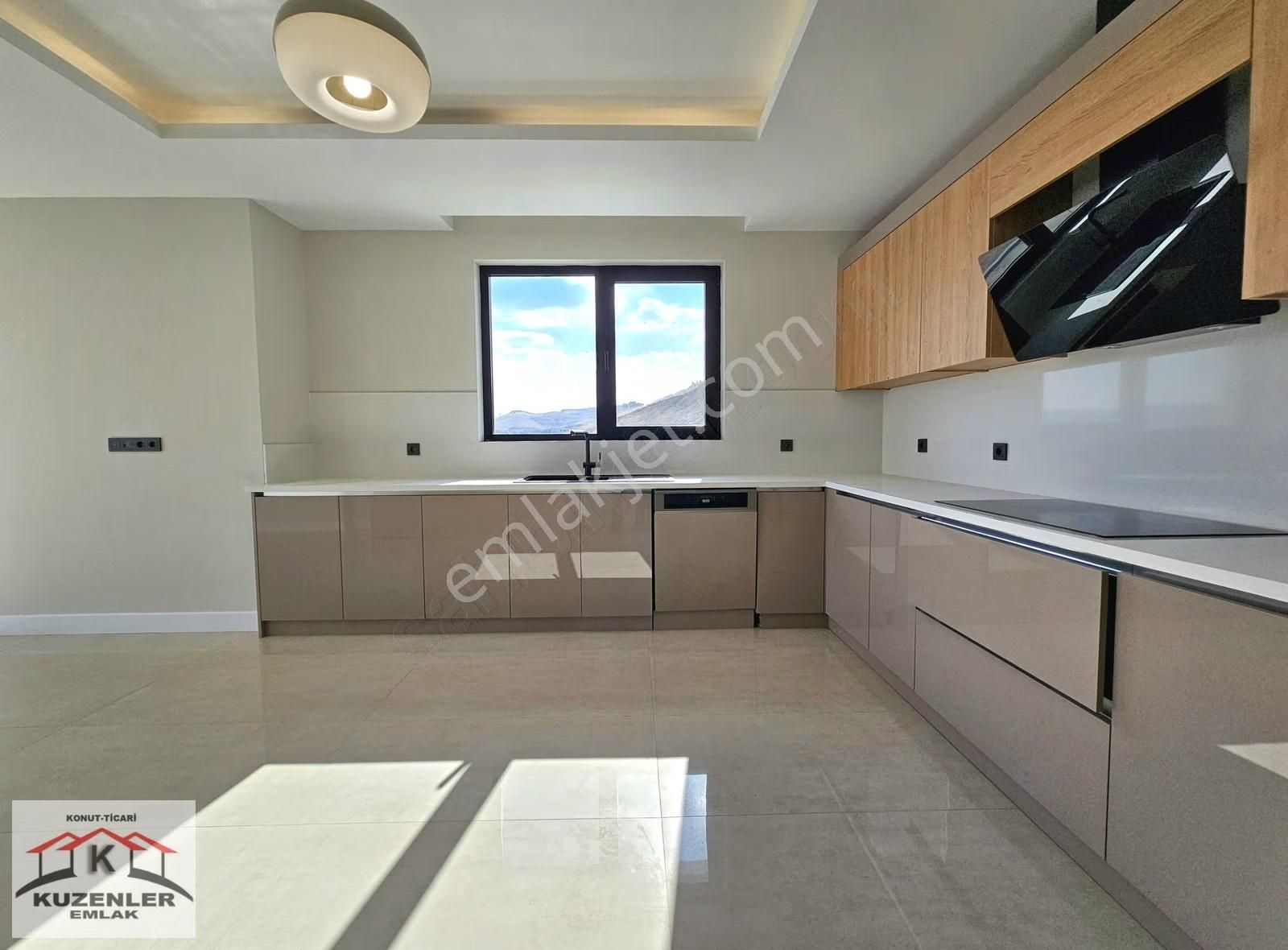 Pineta Konutları_k.otopark 7/24 Güvenlik Yüksek Kredili Lüks 4+1 - Görsel 21