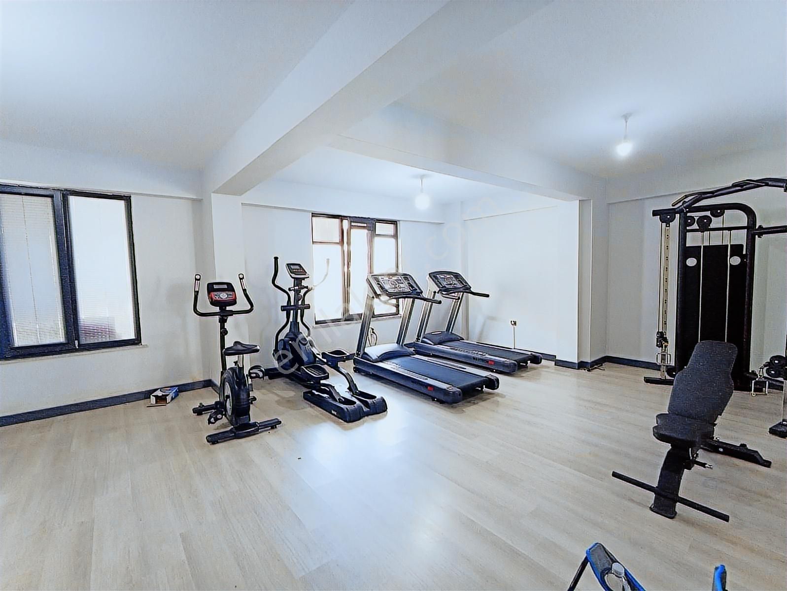 Gemlik Kurşunlu Site İçerisinde Kiralık Yeni Geniş 1+1 Daire - Görsel 17