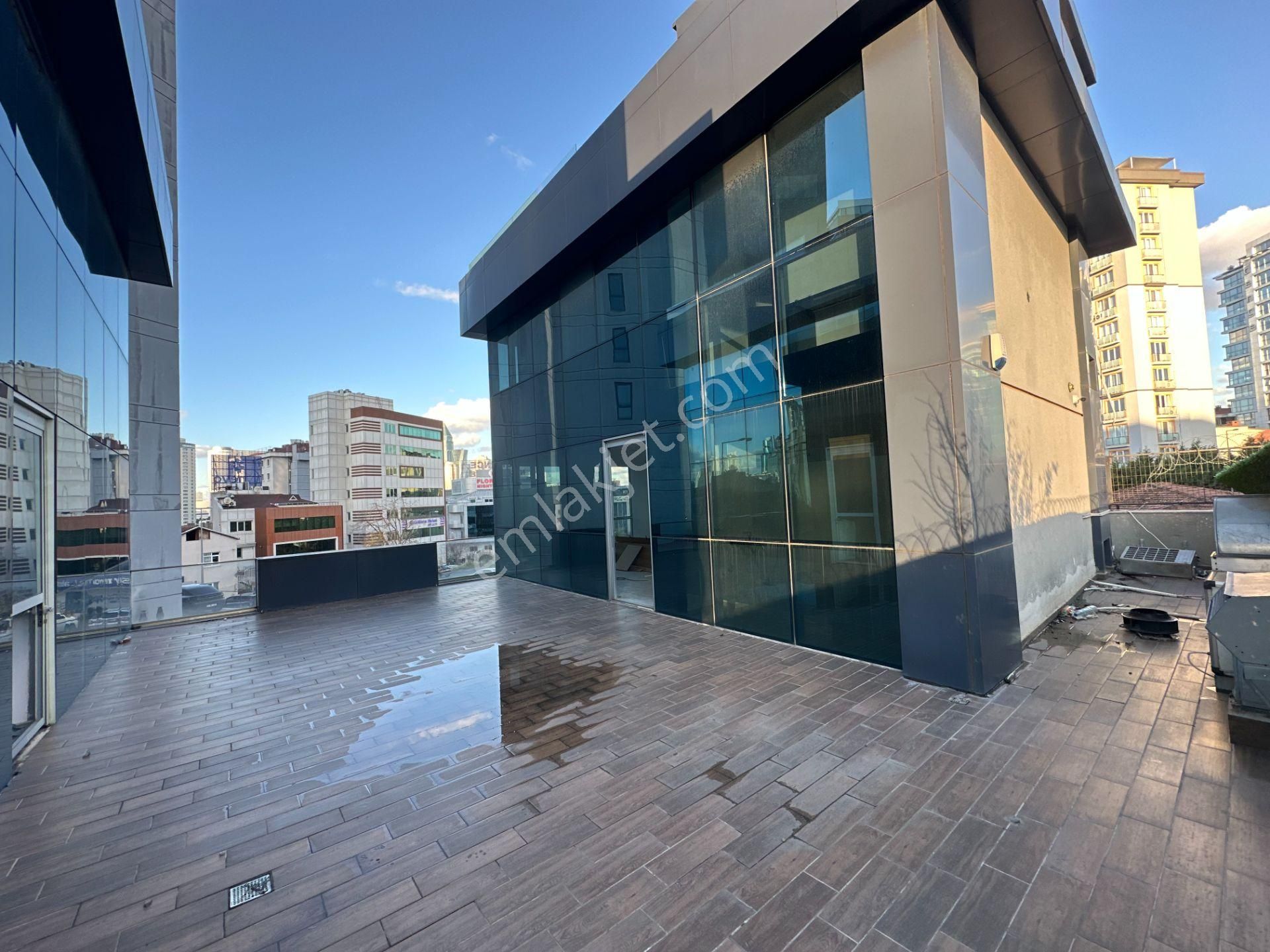 Remax Ataşehir Küçükbakkalköy 1250m2 Prestijli Kiralık Plaza - Görsel 32