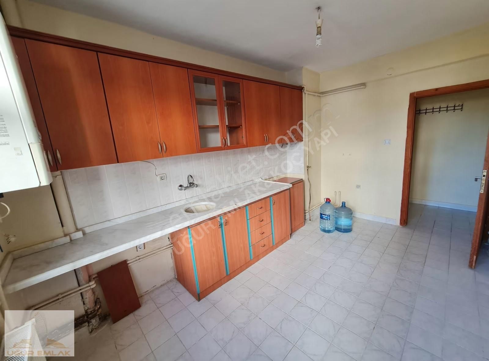 S.ü Kampüs Girişi Üst Geçit Karşısında Uygun Kiralık Daire - Görsel 13