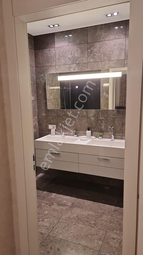 Trump Tower’da Kiralık 1 + 1 Lüks Daire - Görsel 4