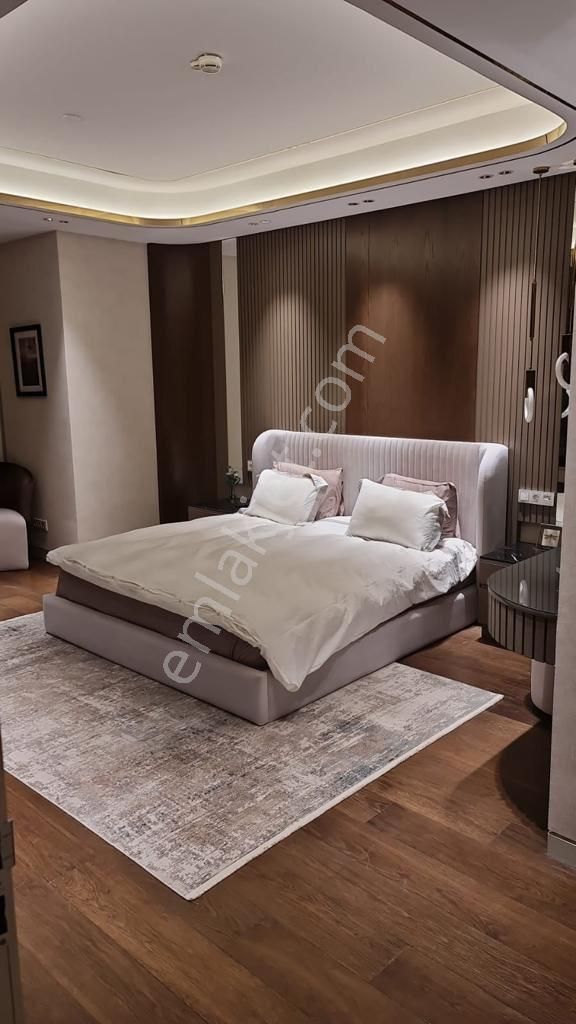 Trump Tower’da Kiralık 1 + 1 Lüks Daire - Görsel 3