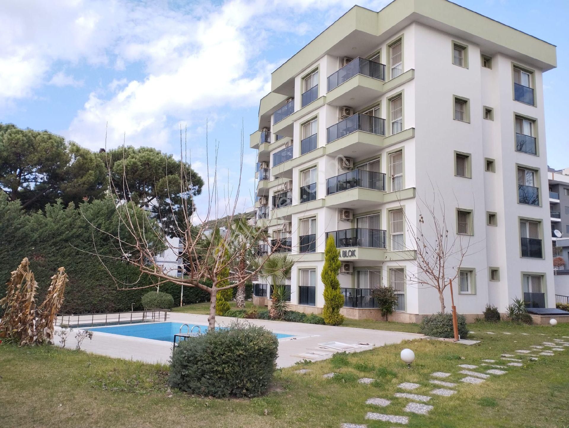 Kuşadası Otagar Arkası Site İçerisinde Doğalgazlı 2+1 Satılık Daire - Görsel 7