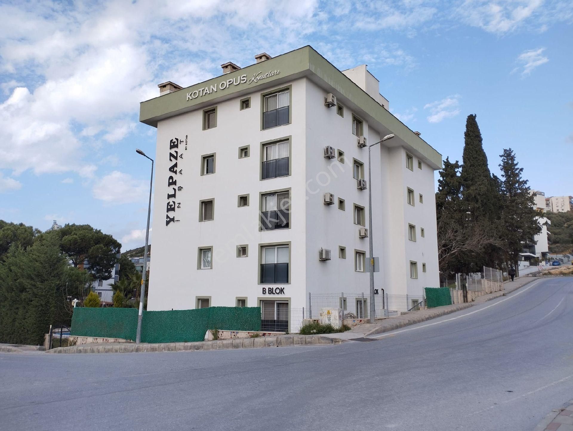 Kuşadası Otagar Arkası Site İçerisinde Doğalgazlı 2+1 Satılık Daire - Görsel 5