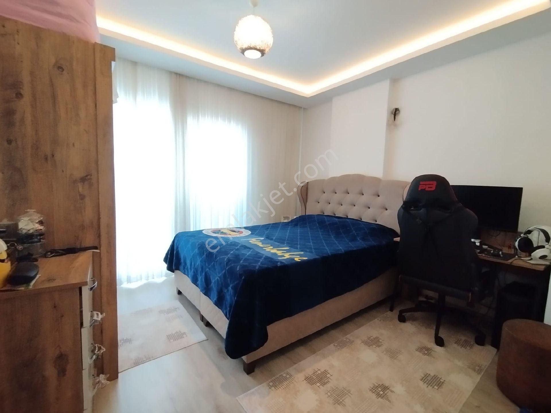 Kuşadası Otagar Arkası Site İçerisinde Doğalgazlı 2+1 Satılık Daire - Görsel 17