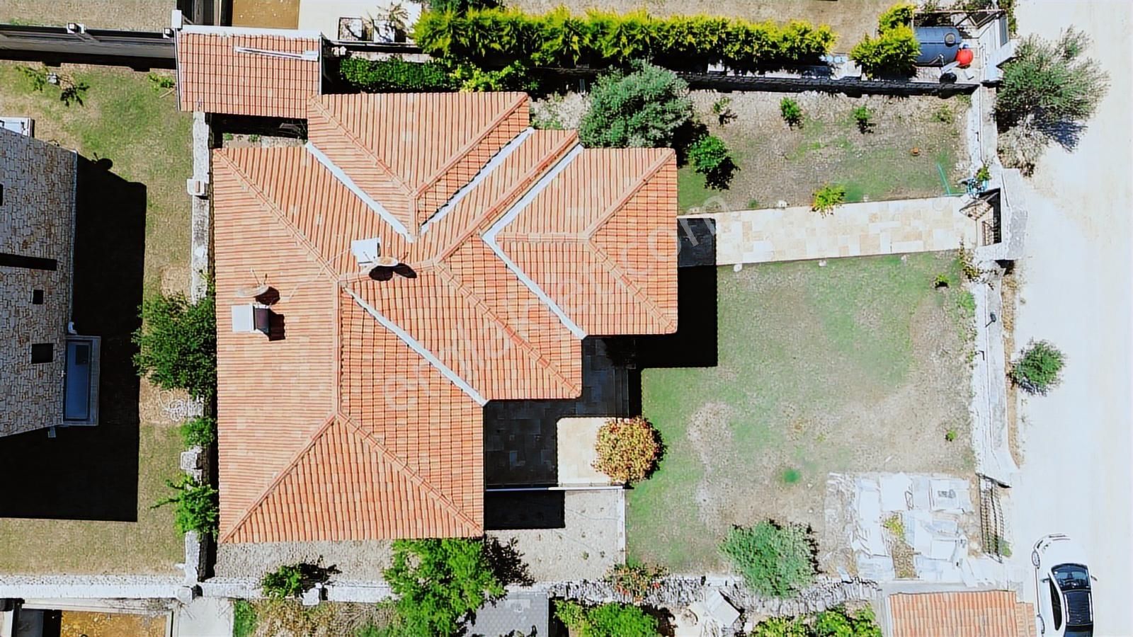 Denize Yürüyüş Mesafesinde Muhteşem Villamıza Bayılacaksınız - Görsel 19